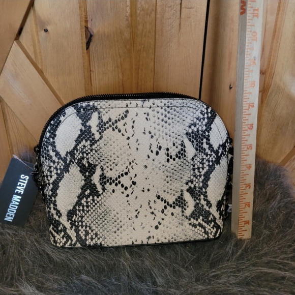 NWT Steve Madden faux snakeskin crossbody bag super cute - Picture 8 of 13